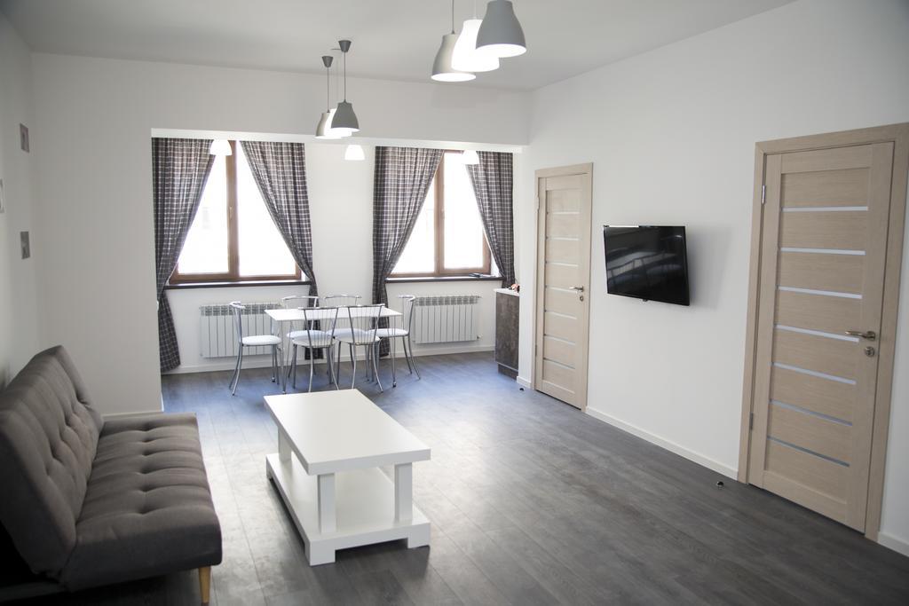 City Centre Apartments By Picnic Erevan Esterno foto
