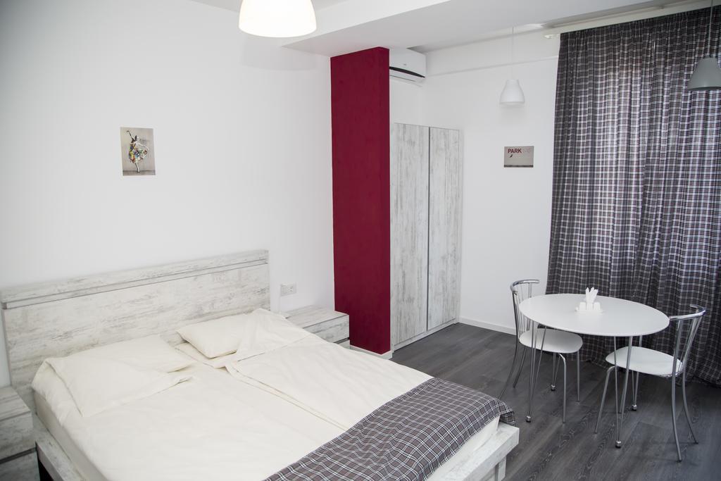 City Centre Apartments By Picnic Erevan Esterno foto