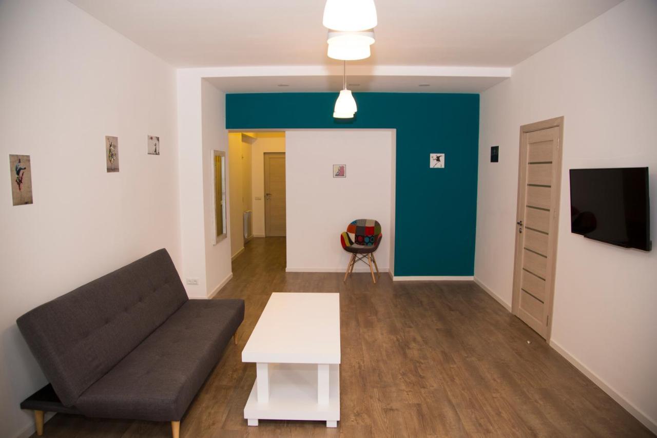 City Centre Apartments By Picnic Erevan Esterno foto