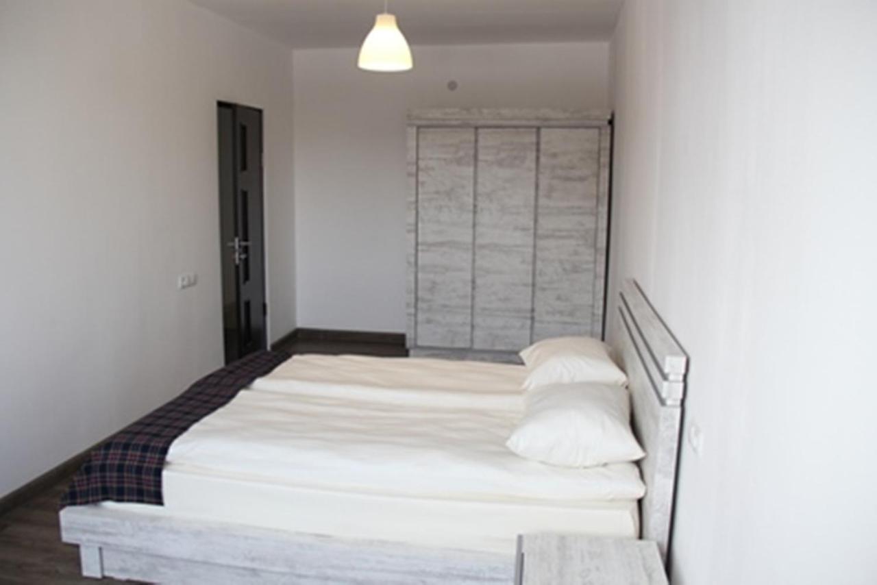 City Centre Apartments By Picnic Erevan Esterno foto